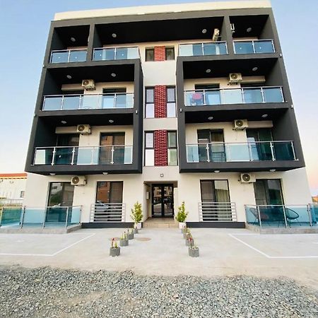 Beach Apartment By Mamaia Nord นาโวดาริ ภายนอก รูปภาพ