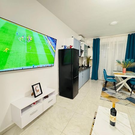Beach Apartment By Mamaia Nord นาโวดาริ ภายนอก รูปภาพ