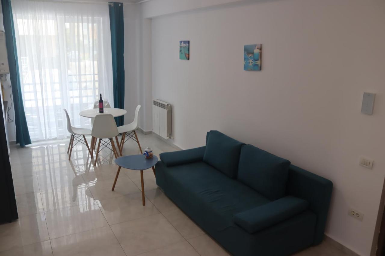 Beach Apartment By Mamaia Nord นาโวดาริ ภายนอก รูปภาพ