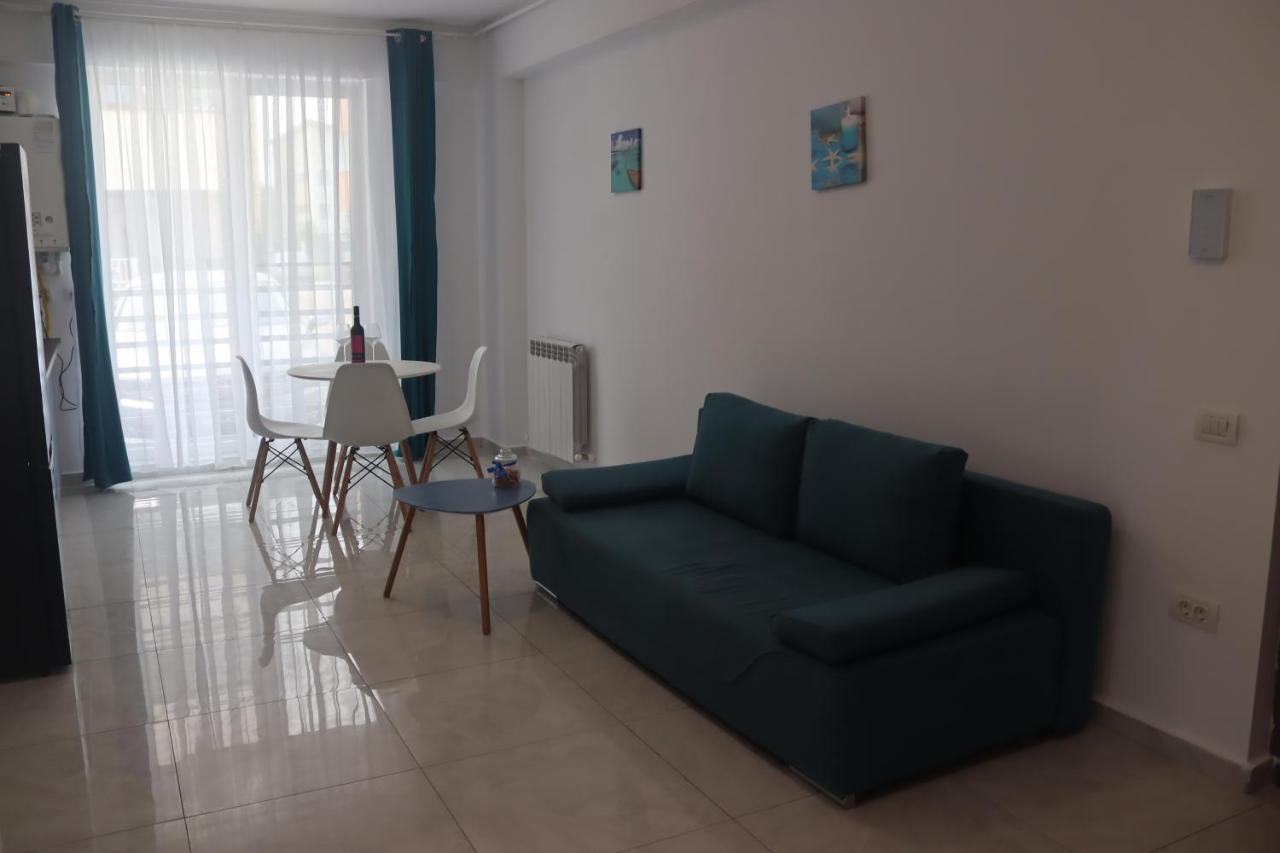 Beach Apartment By Mamaia Nord นาโวดาริ ภายนอก รูปภาพ