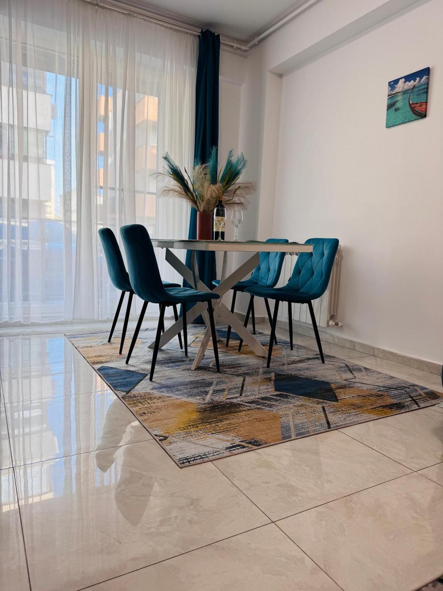 Beach Apartment By Mamaia Nord นาโวดาริ ภายนอก รูปภาพ